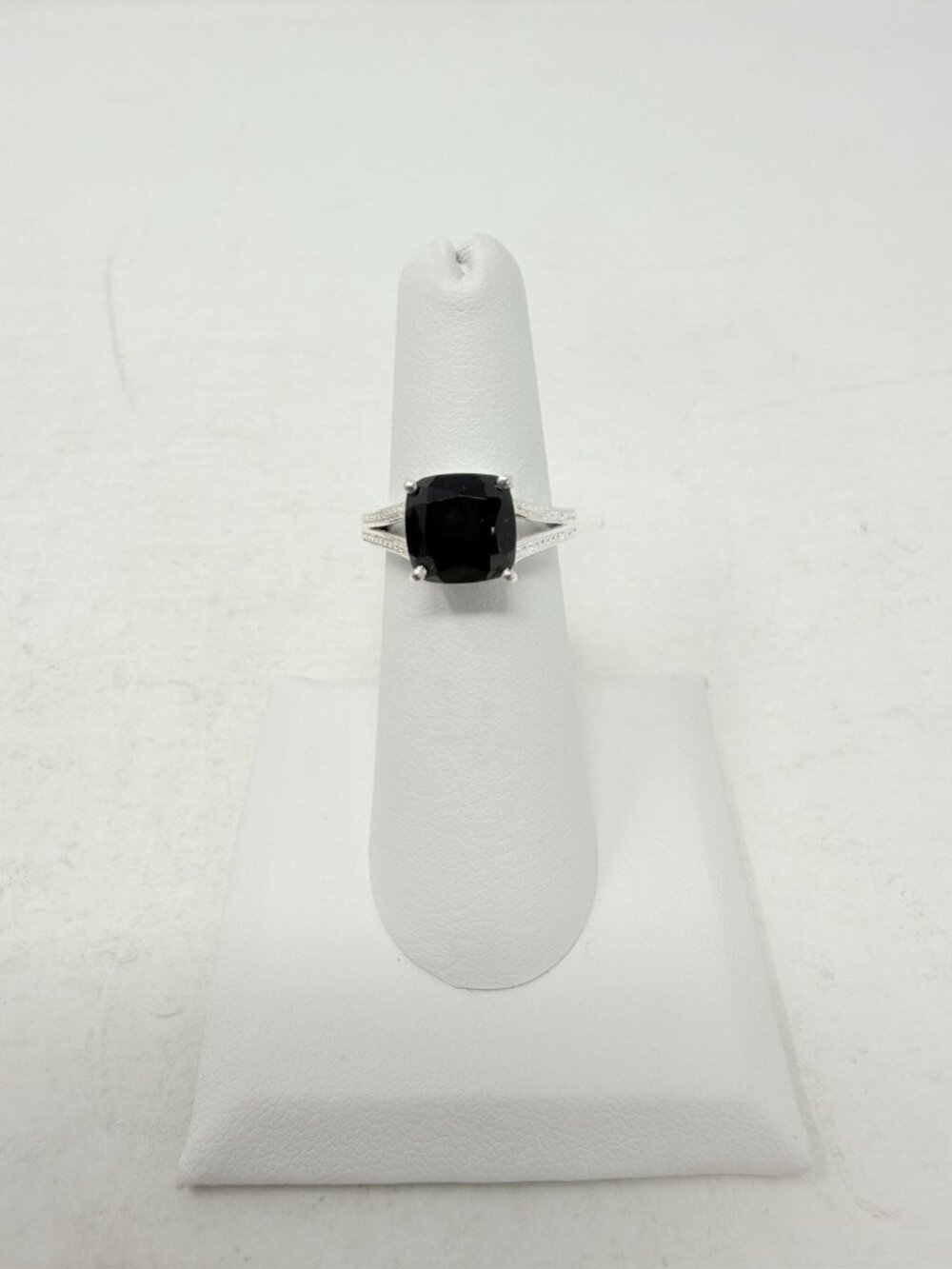 Shop LC Thai Black Spinel Sterling Silver Size 5 Ring TGW 4.30 cts. 5600‎